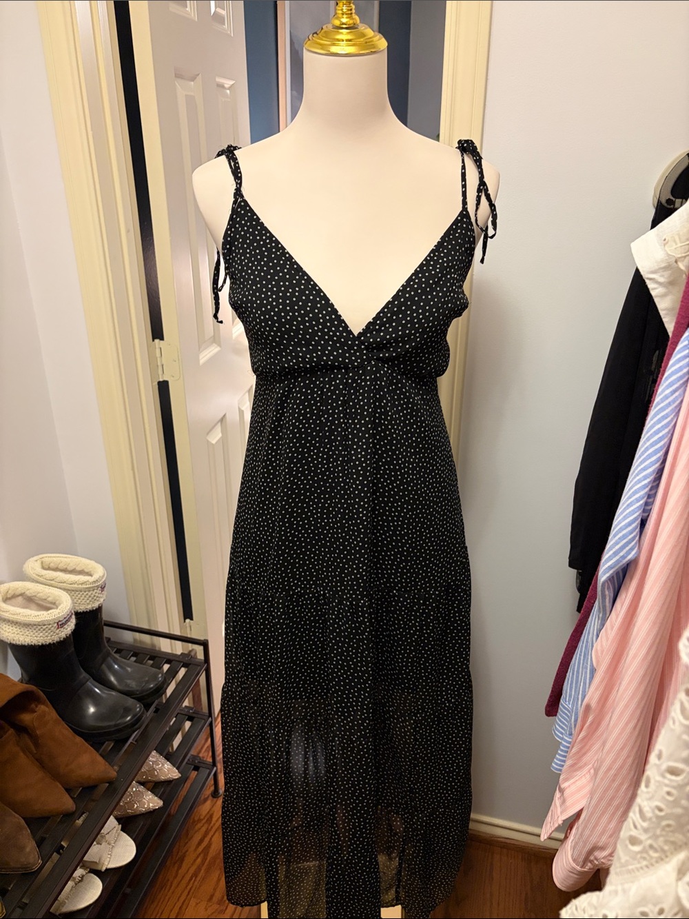 Used Abercrombie & Fitch Black & White Polka Dot Flowy Dress
